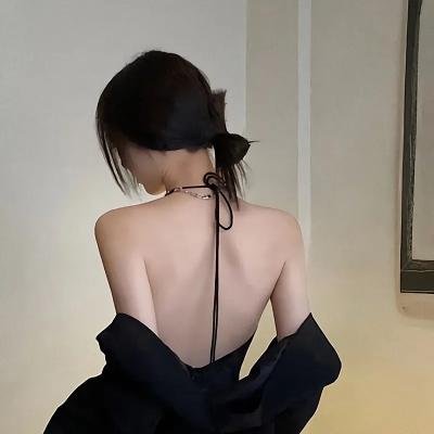 明天，我会成为谁的女友海报